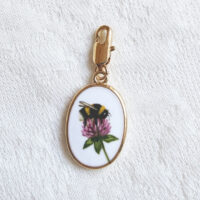 Bumble Bee - Pendant with illustration